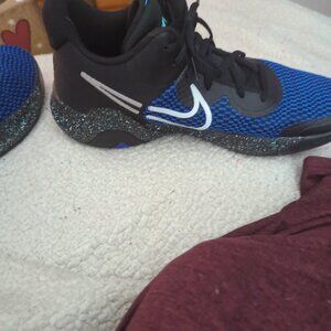 Men's Nike KD basketball shoes